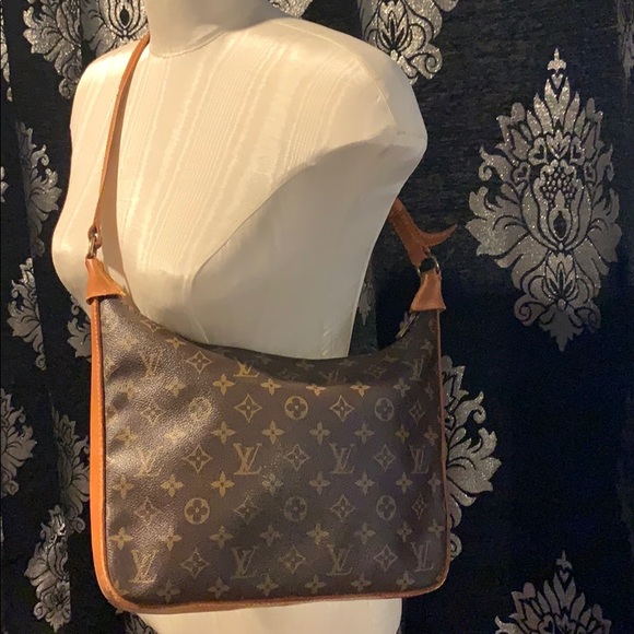 Louis Vuitton Handbags - Louis Vuitton vintage shoulder bag